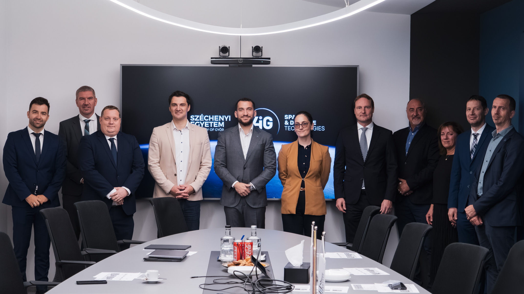 Representatives of 4iG Space and Defence Technologies and Széchenyi István University (Photo: 4iG)